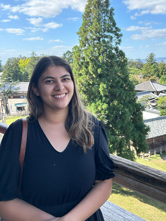 ターニャ ヴァルマ 学生